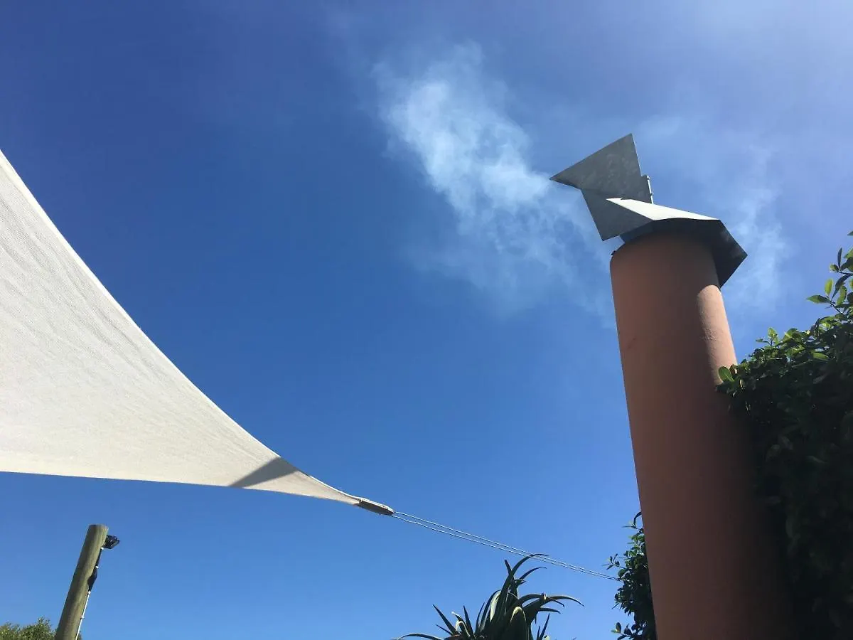 Storyhouse In Kommetjie 0*,