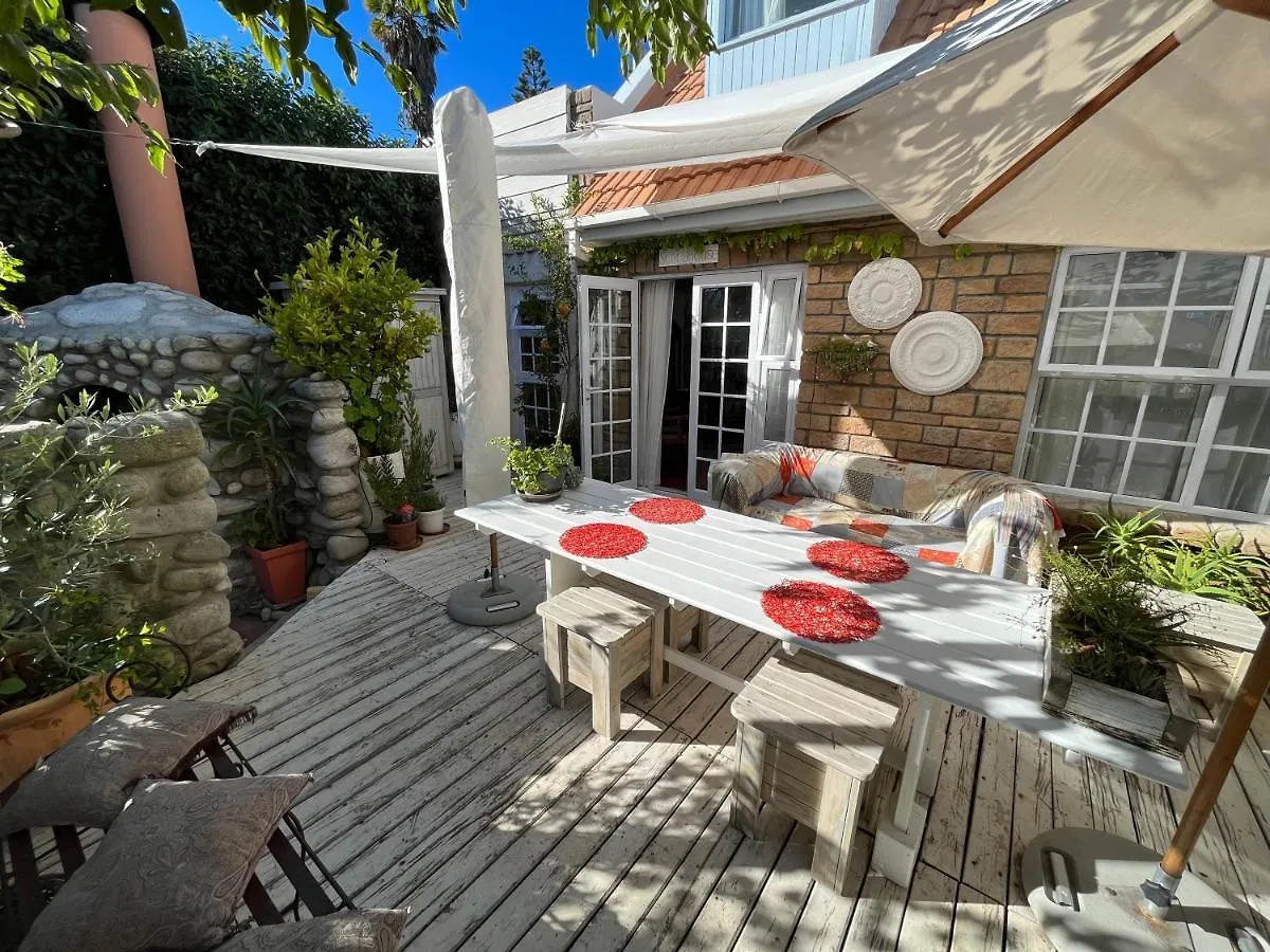Storyhouse In Kommetjie